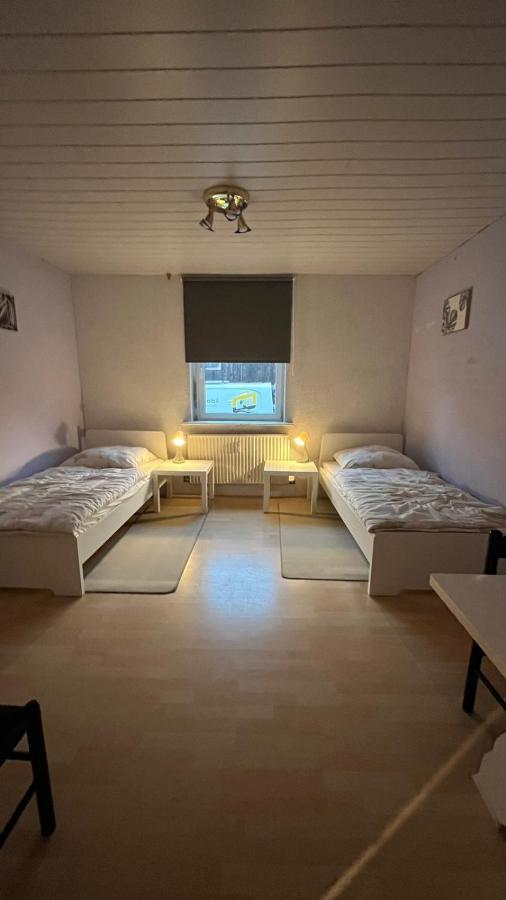 Apartament Monteure, Ganzes Haus, Schwarzheide, Haus 1 Zewnętrze zdjęcie