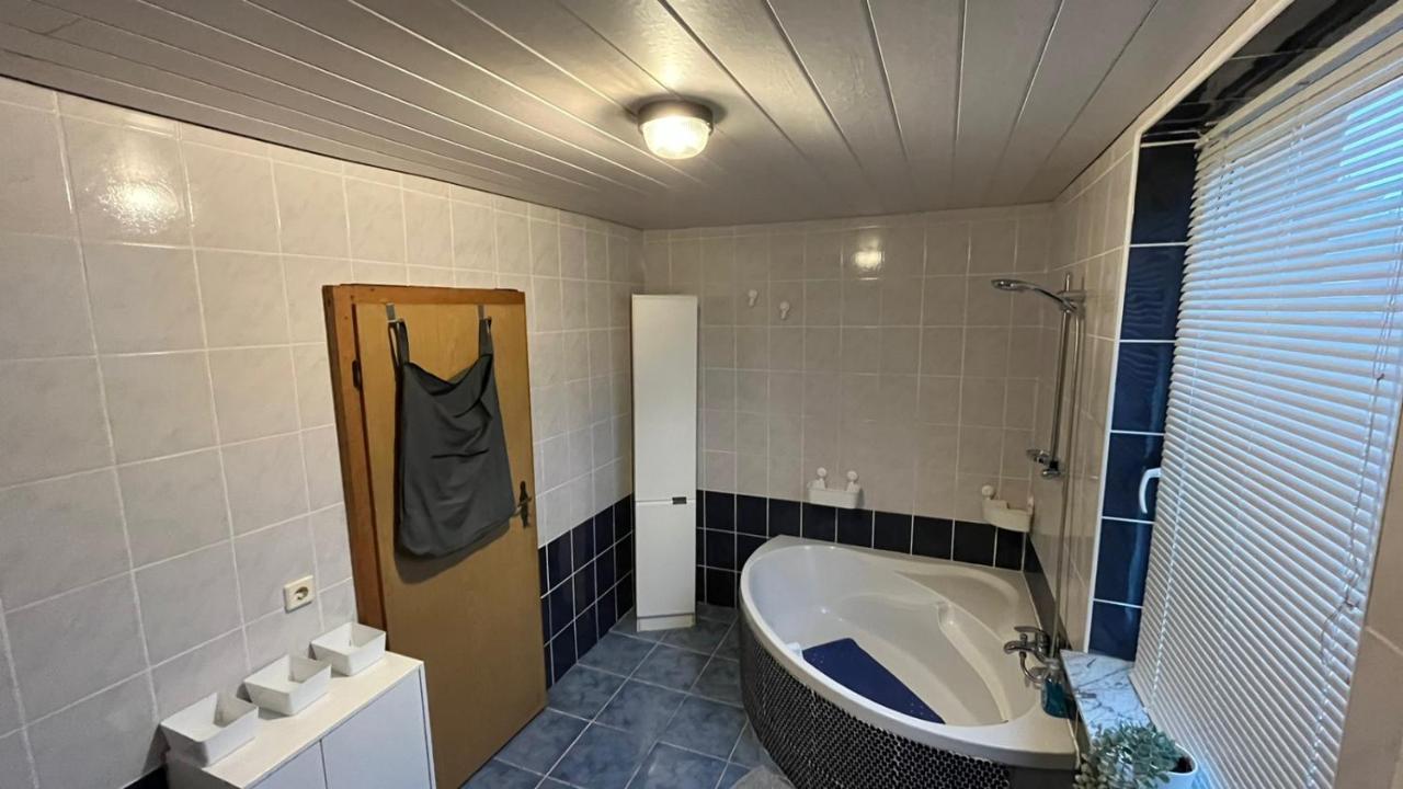 Apartament Monteure, Ganzes Haus, Schwarzheide, Haus 1 Zewnętrze zdjęcie