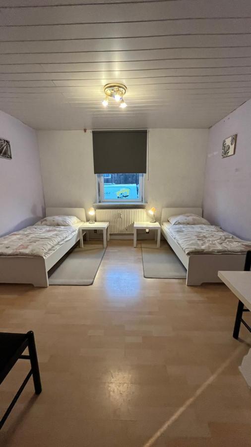 Apartament Monteure, Ganzes Haus, Schwarzheide, Haus 1 Zewnętrze zdjęcie