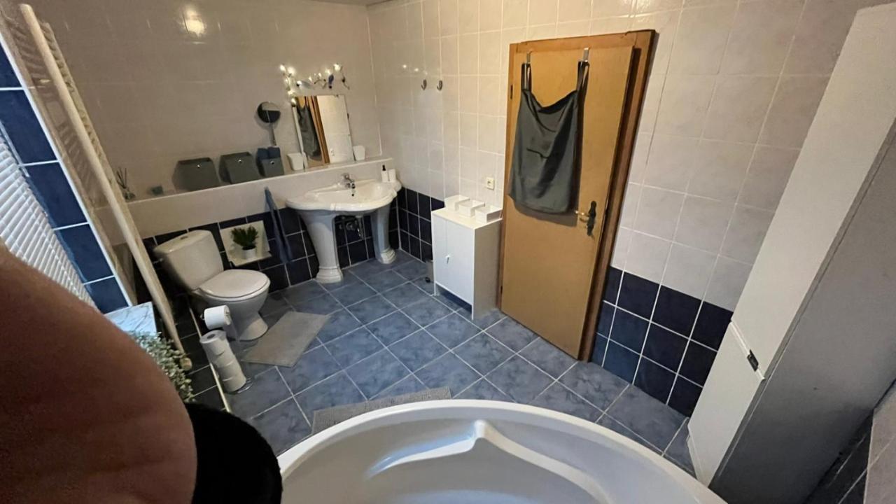 Apartament Monteure, Ganzes Haus, Schwarzheide, Haus 1 Zewnętrze zdjęcie