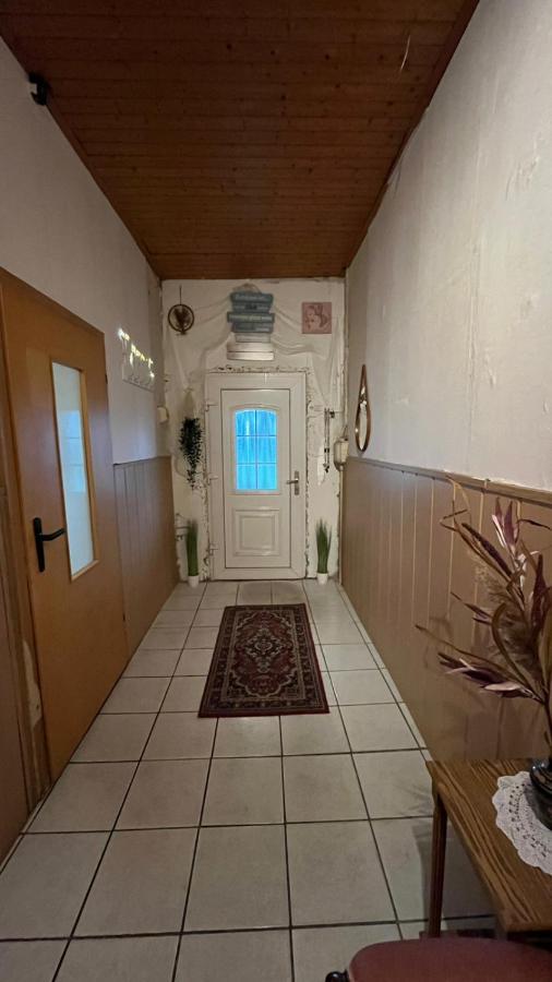 Apartament Monteure, Ganzes Haus, Schwarzheide, Haus 1 Zewnętrze zdjęcie