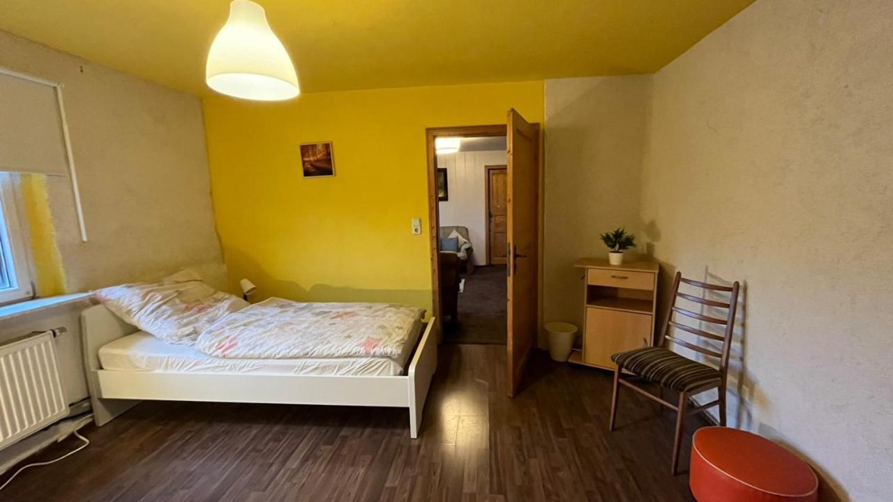 Apartament Monteure, Ganzes Haus, Schwarzheide, Haus 1 Zewnętrze zdjęcie