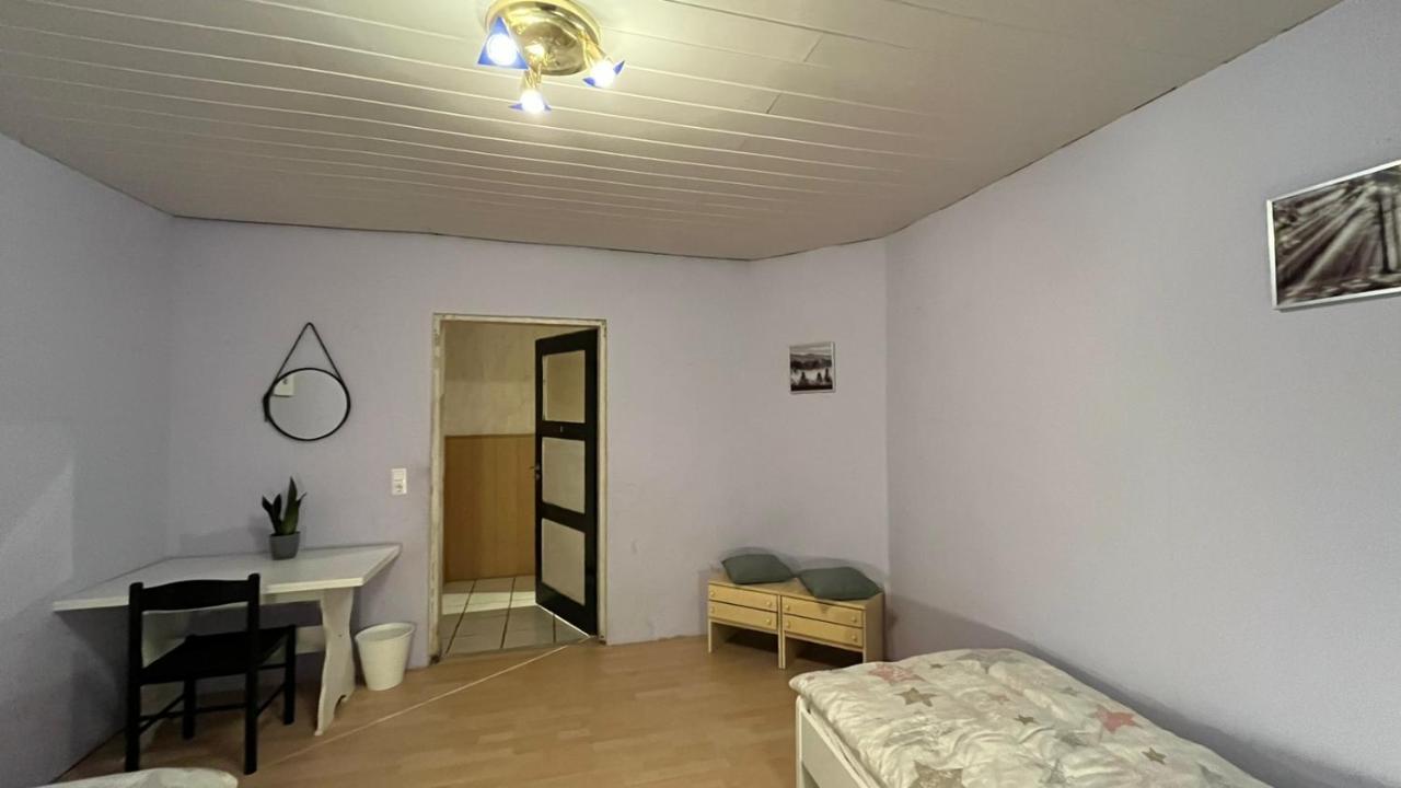 Apartament Monteure, Ganzes Haus, Schwarzheide, Haus 1 Zewnętrze zdjęcie