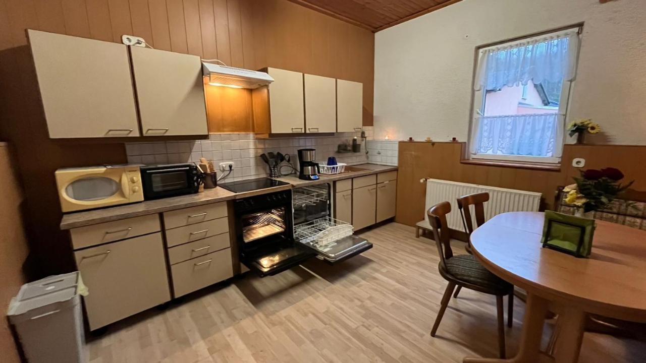 Apartament Monteure, Ganzes Haus, Schwarzheide, Haus 1 Zewnętrze zdjęcie